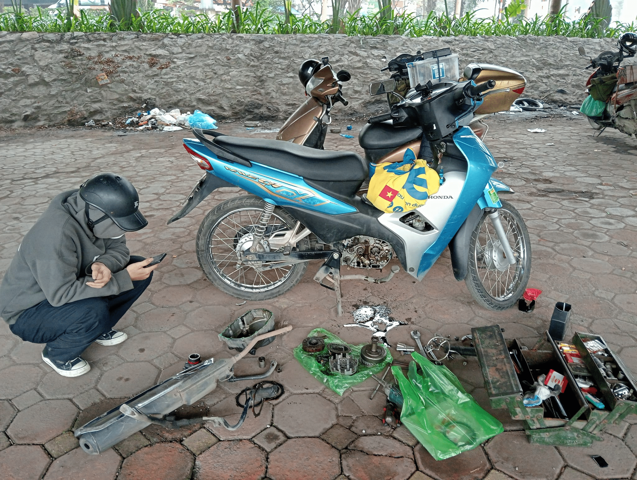 Cần cứu hộ, sửa xe lưu động quận Hoàng Mai, hãy liên hệ với đơn vị có niêm yết giá