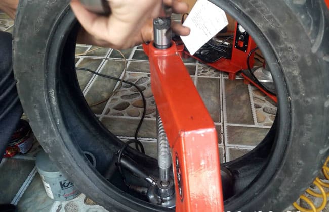 Cứu hộ xe máy quận Tây Hồ - Hà Nội 2 Cứu Hộ Xe Máy Quận Tây Hồ Hà Nội (3)